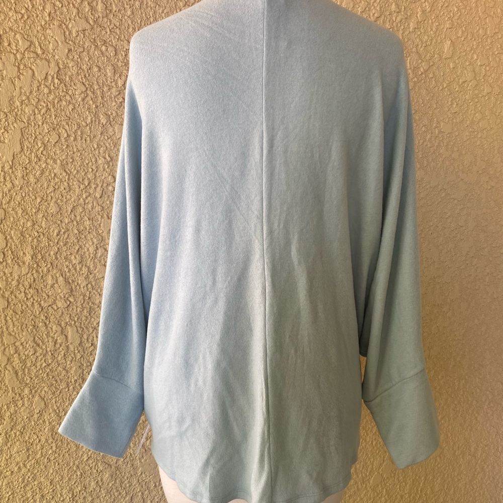 CHICO'S Ice Sage Tie Front Soft Knit Cardigan Size 1/M - Picture 6 of 7